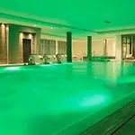 Отель Harrys' Garden 4*