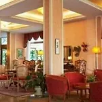 Harrys' Garden Отель Абано-Терме