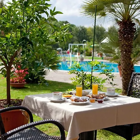 Hotel Harrys' Garden Abano Terme