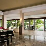 Otel Harrys' Garden 4*