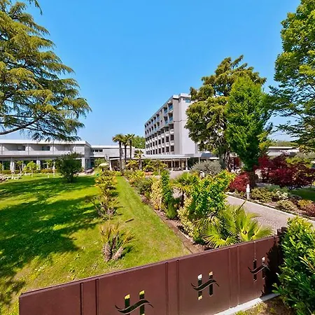 Hotel Harrys' Garden