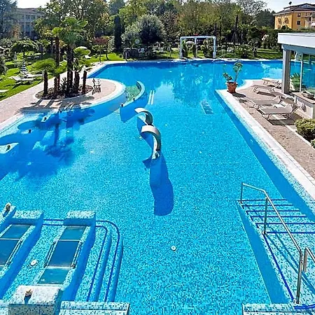 Harrys' Garden 4* אבנו טרמה