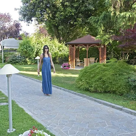 Harrys' Garden 4*