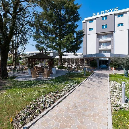 Szálloda Harrys' Garden