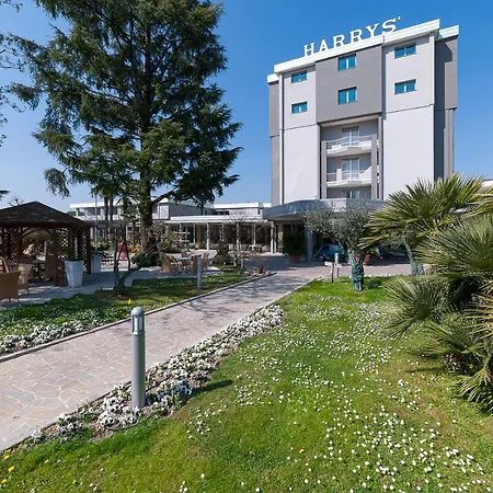 Harrys' Garden מלון אבנו טרמה