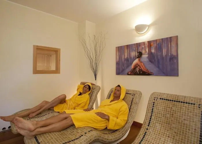 Hotel Harrys' Garden 4*