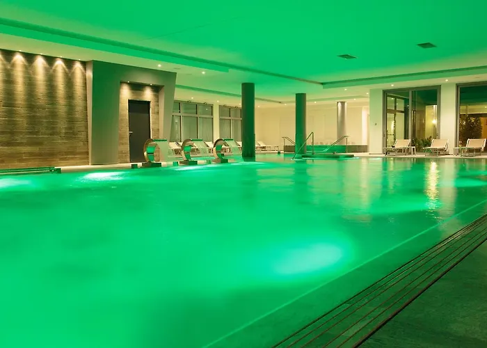 Hotel Harrys' Garden 4*