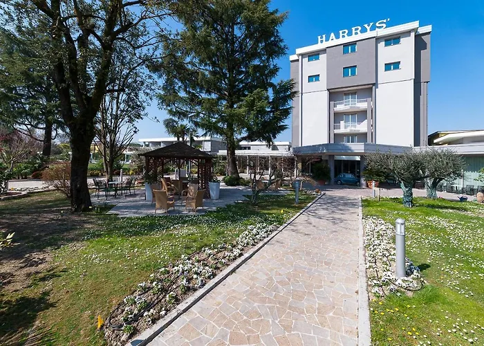 Hotel Harrys' Garden